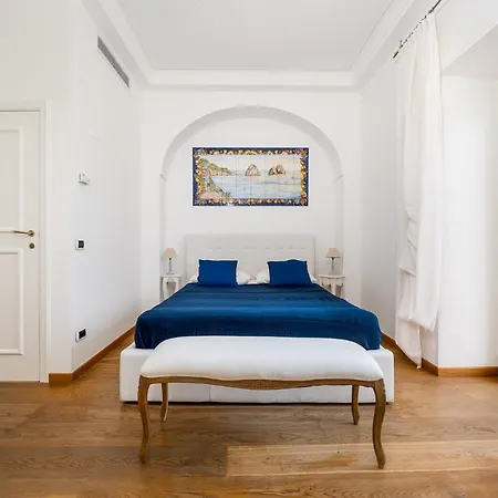 Vakantiehuis Faraglioni 3 Bedrooms With Seaview
