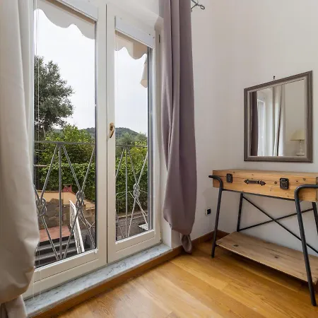 Faraglioni 3 Bedrooms With Seaview Holiday home *