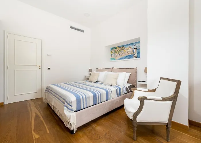 Faraglioni 3 Bedrooms With Seaview Дом отдыха Сорренто