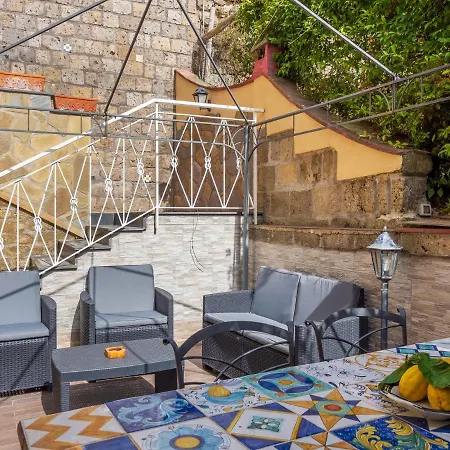 Дом отдыха Faraglioni 3 Bedrooms With Seaview *